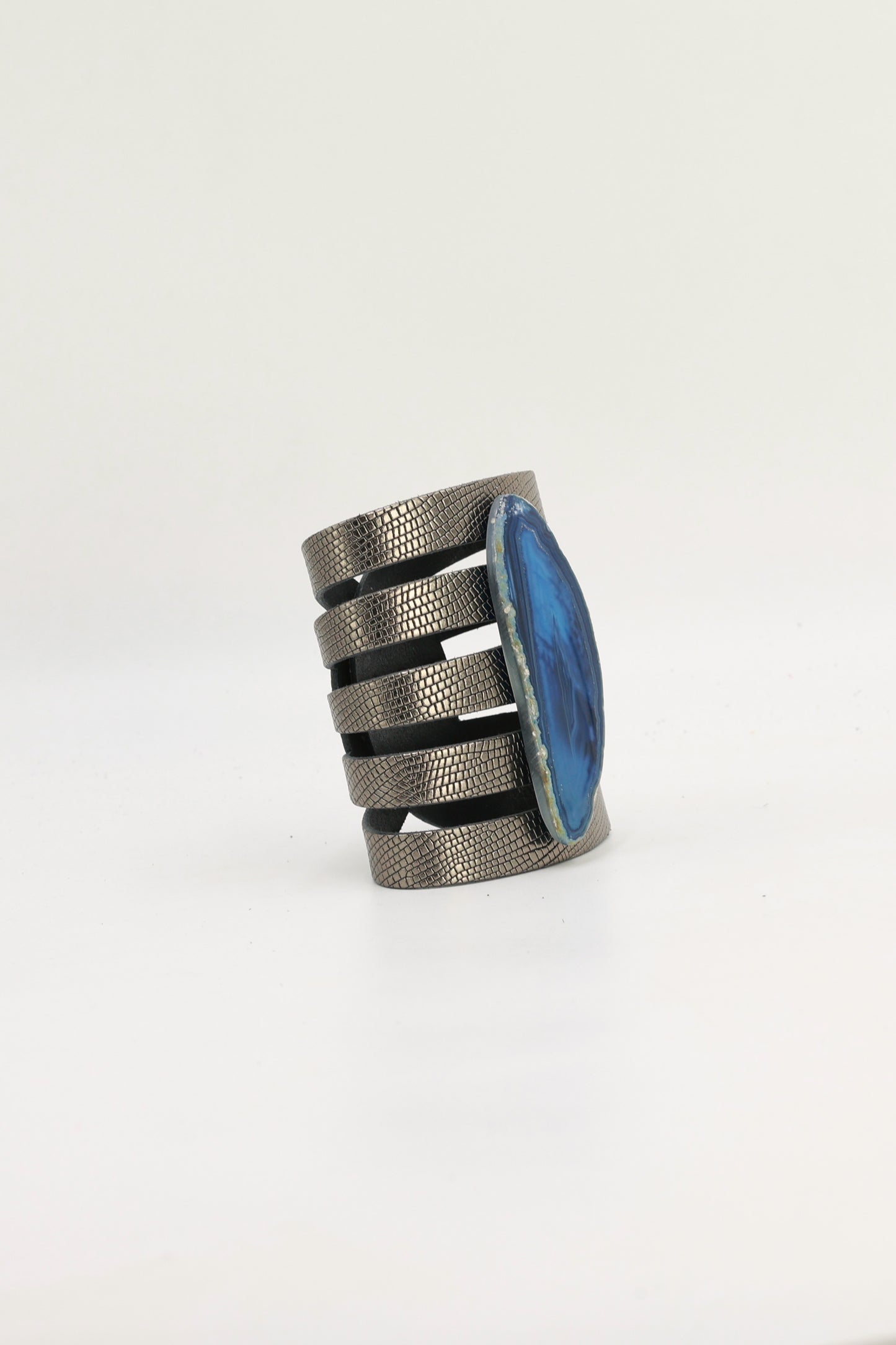 Brazalete Sol Plomo Ágata Azul