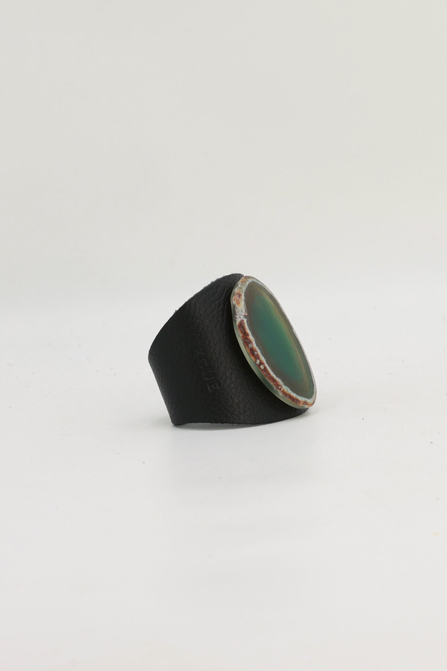 Brazalecue Negro Ágata Verde