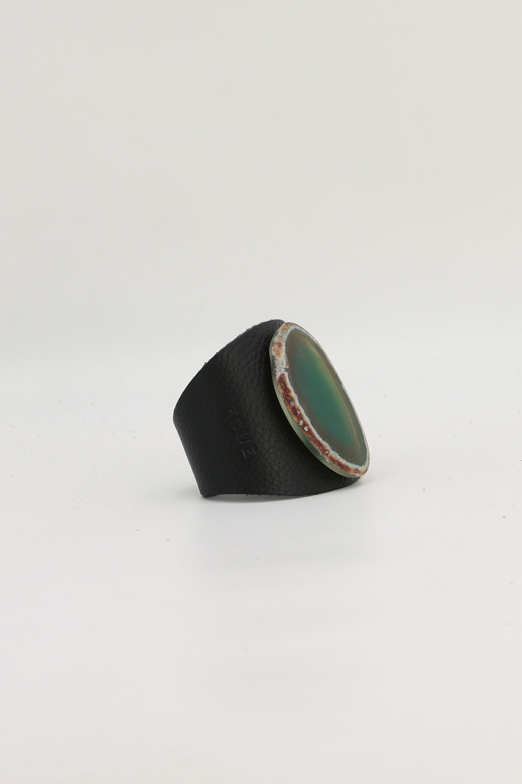 Brazalecue Negro Ágata Verde