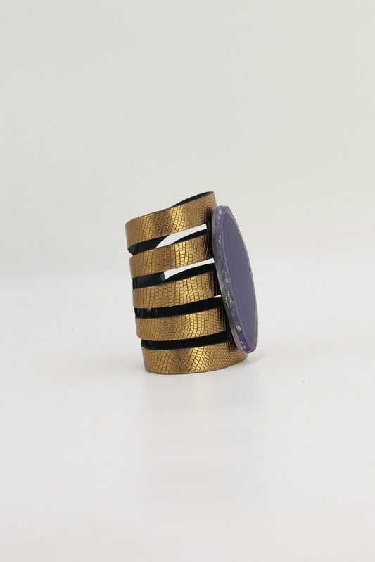 Brazalete Sol Dorado Ágata Morada