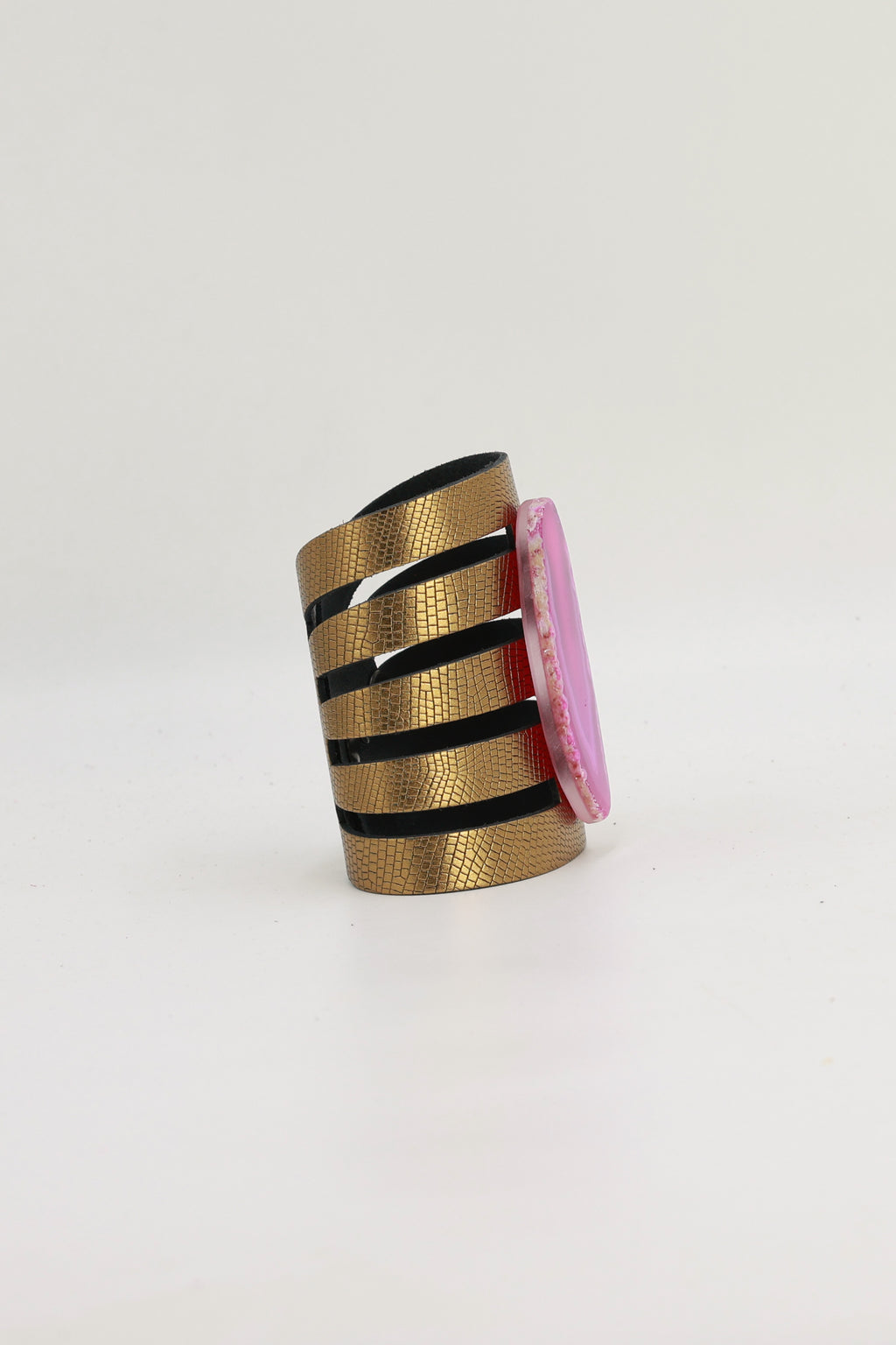 Brazalete Sol Dorado Ágata Rosa