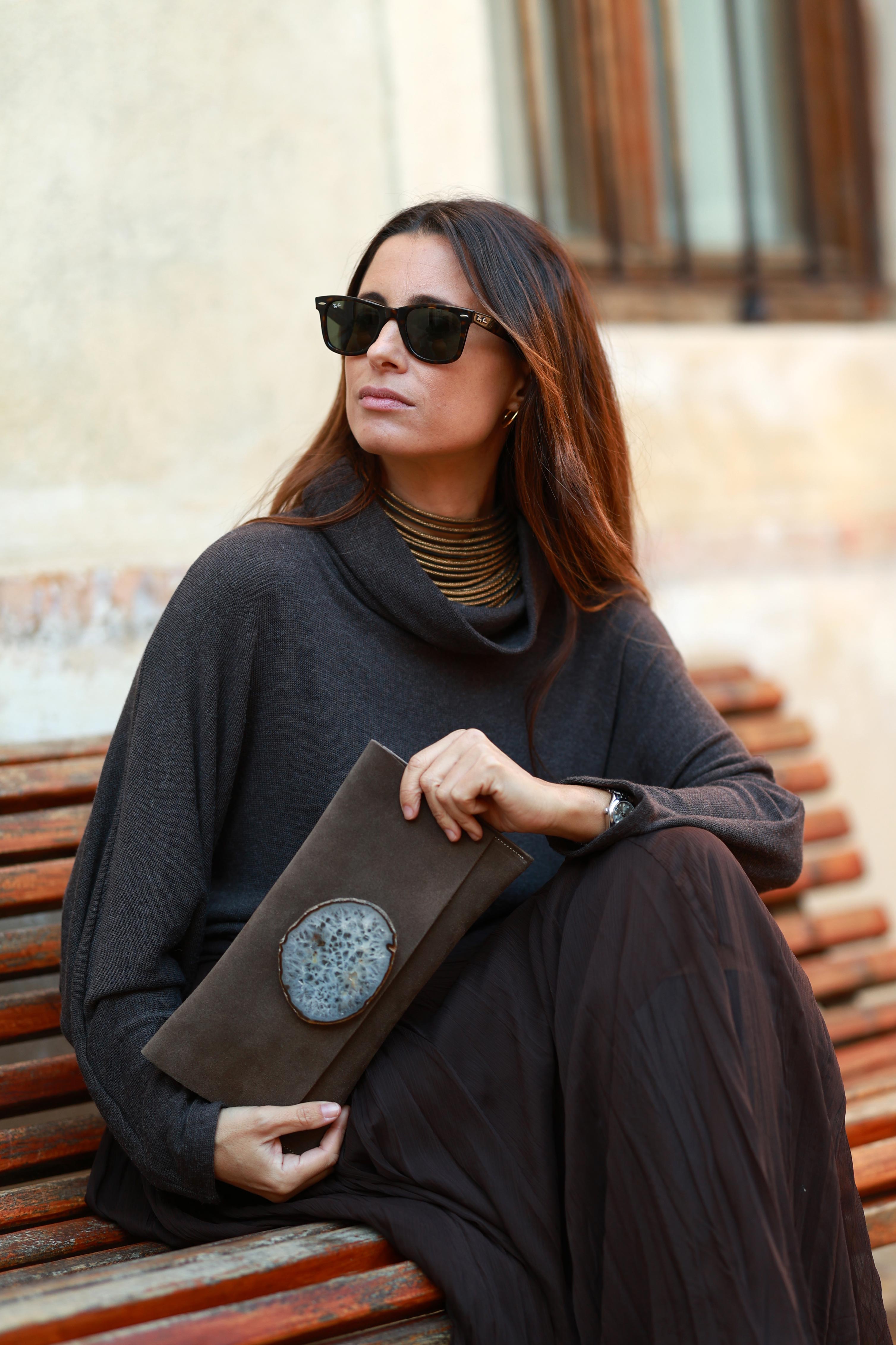 Cartera Maxi Ante Color Topo Ágata Natural