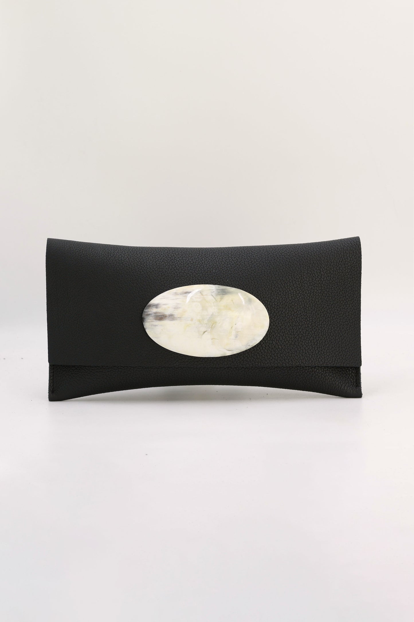 Cartera Maxi Negra Asta Ovalada