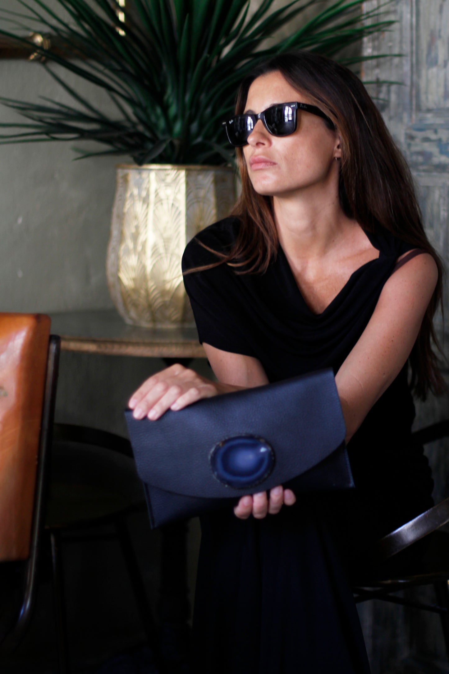 Cartera Midi Negra - Ágata Morada