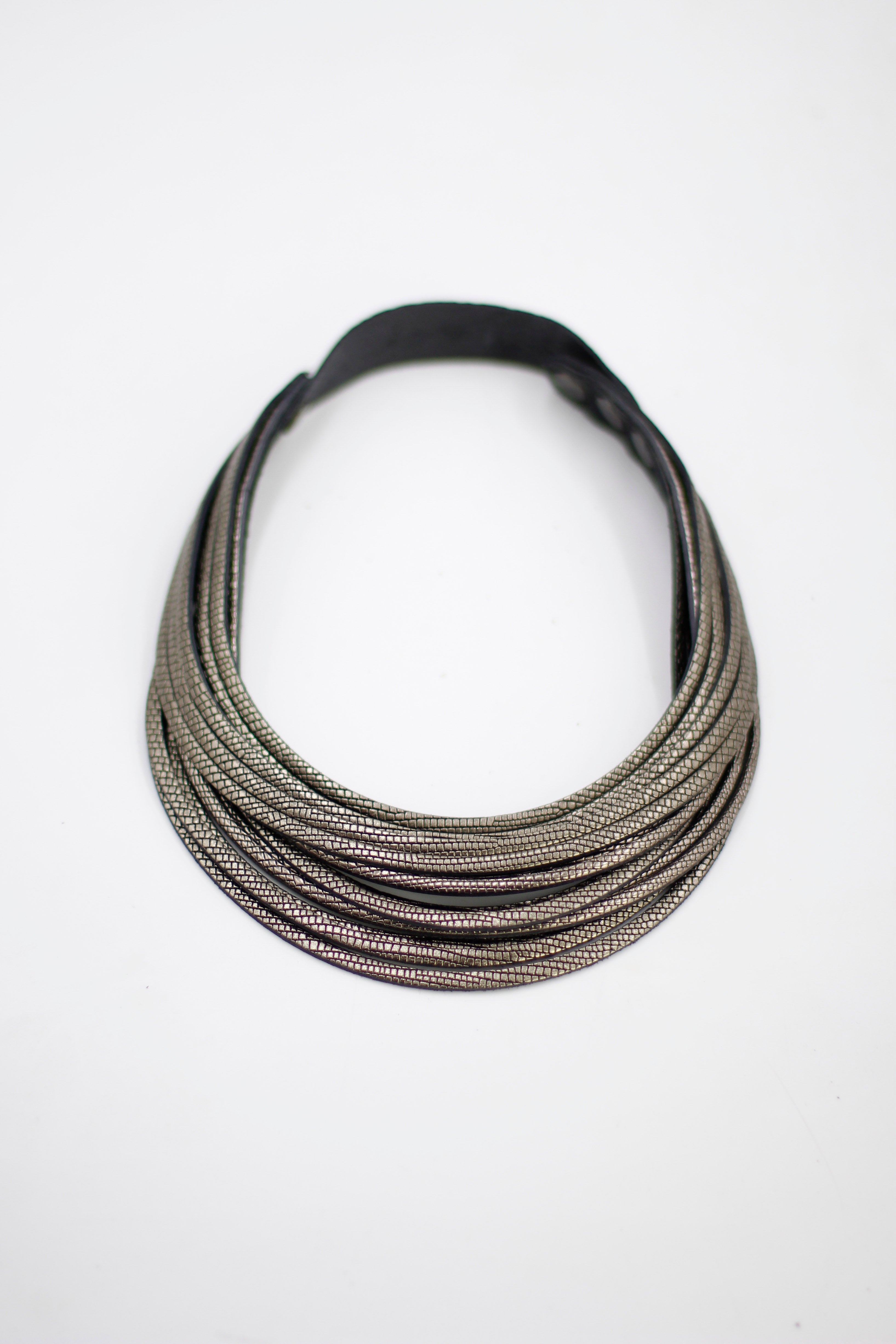 Collar Coa Small Plomo