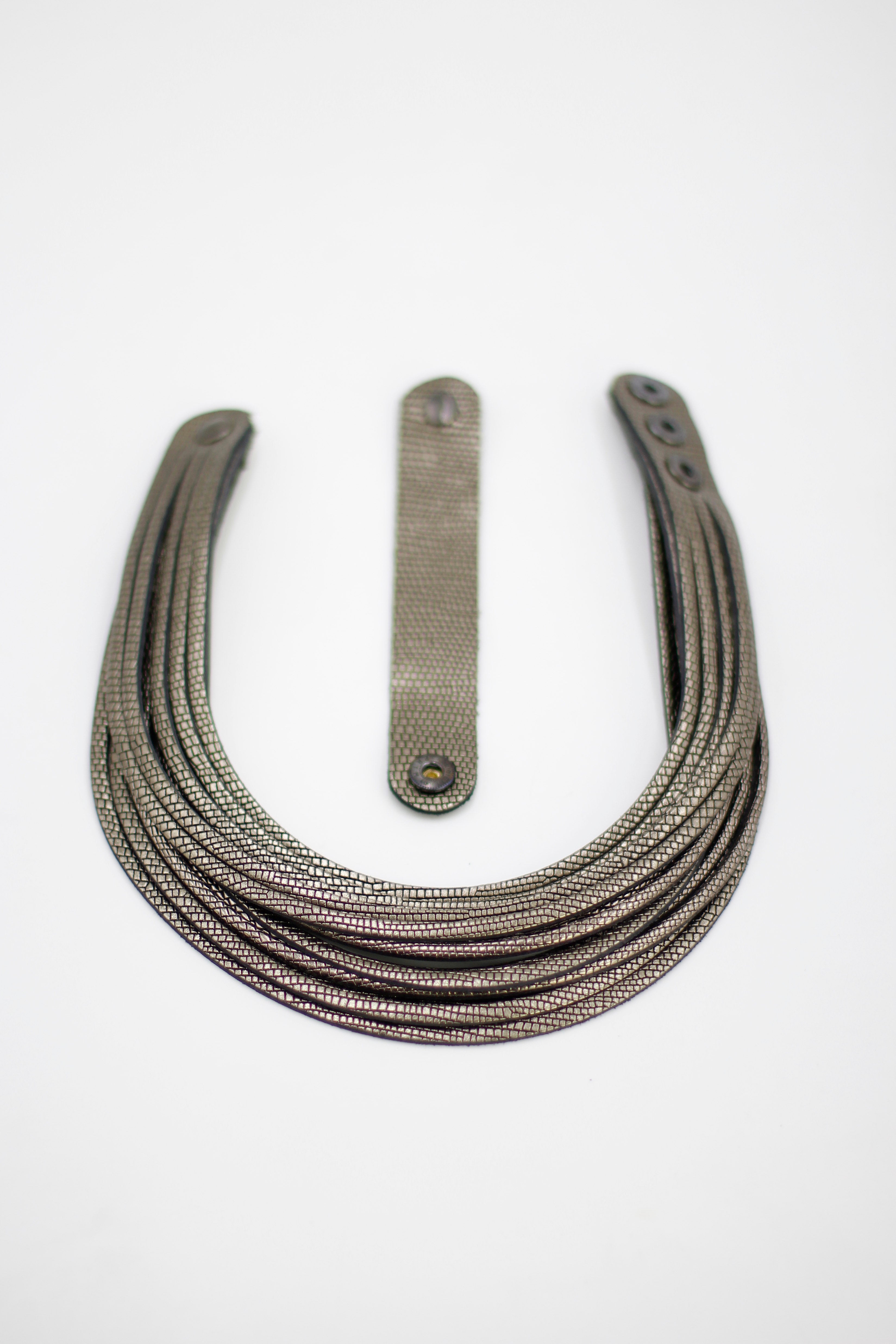 Collar Coa Small Plomo