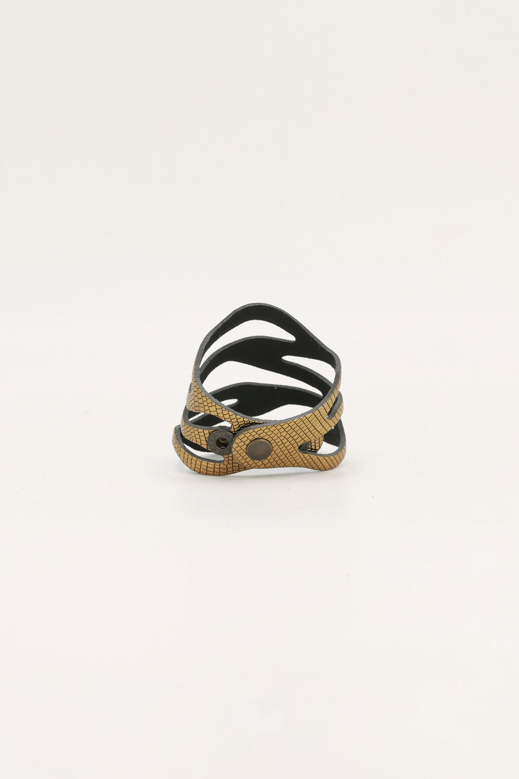 Pulsera Mar Grabada Dorada