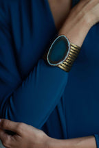 Pulsera Nía Dorada Ágata Azul