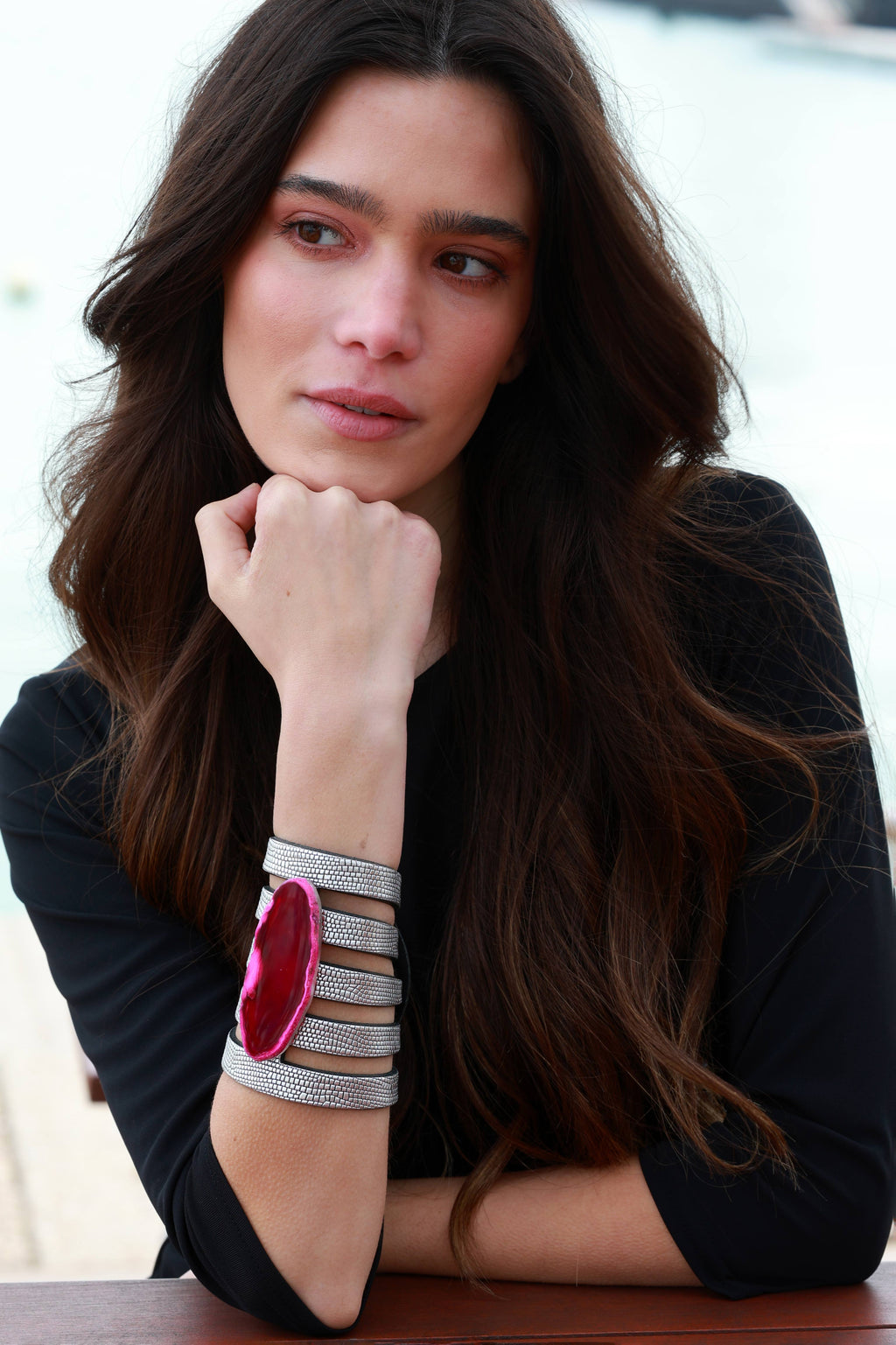Brazalete Sol Plateado Ágata Rosa