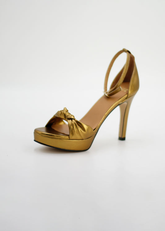 SANDALIAS MOA DORADAS